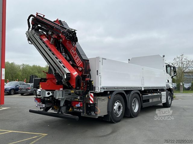 Φορτηγό με επίπεδη καρότσα MAN TGS 26.520 6x2-4 Pritsche Fassi F255RA2.24 + JIB