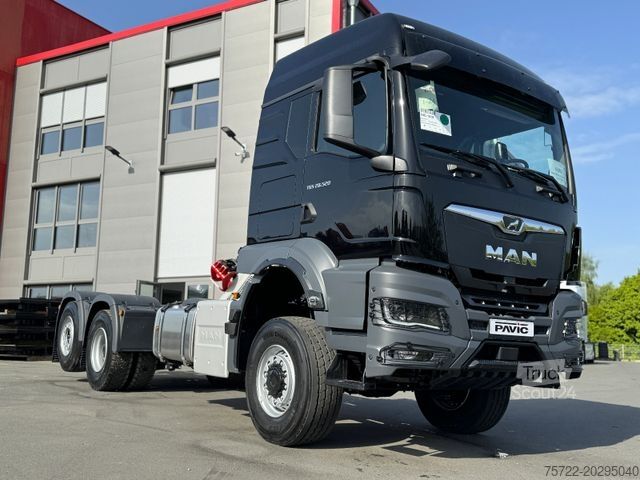 Шасси грузовика MAN TGS 28 520 6x4-4 BL Fahrgestell SOFORT VERFÜGBAR