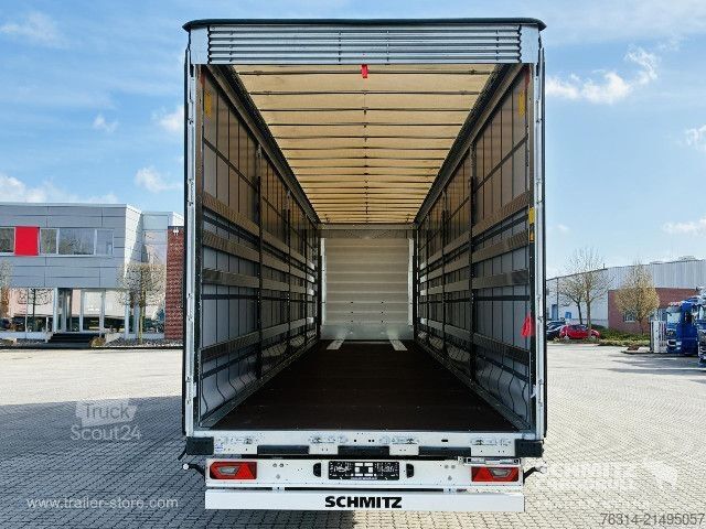 Open semitrailer with tarp Schmitz Cargobull Curtainsider Mega Getränke