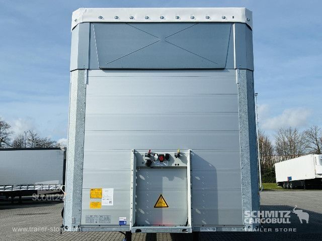 Open semitrailer with tarp Schmitz Cargobull Curtainsider Mega Getränke