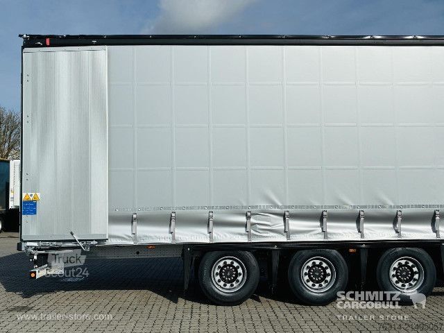 Open semitrailer with tarp Schmitz Cargobull Curtainsider Mega Getränke