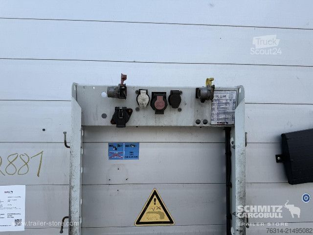 Open semitrailer with tarp Schmitz Cargobull Curtainsider Mega Getränke