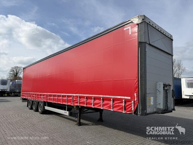 Open semitrailer with tarp Schmitz Cargobull Curtainsider Mega Getränke