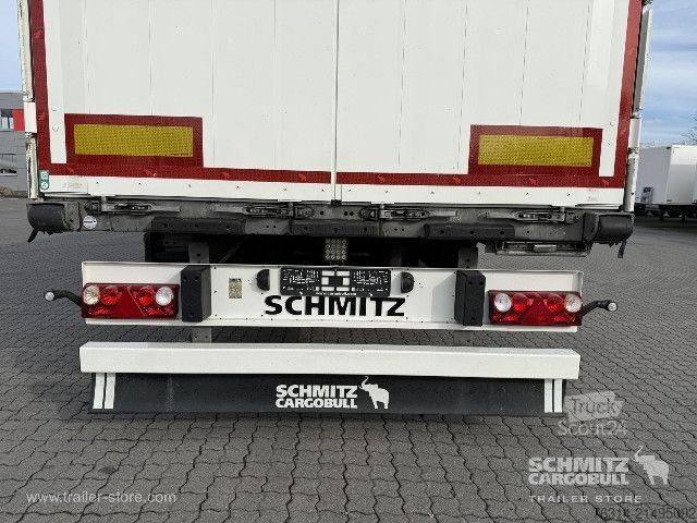 Semi-reboque aberto com lona Schmitz Cargobull Curtainsider Standard Getränke