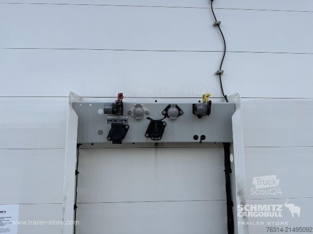 Semi-reboque aberto com lona Schmitz Cargobull Curtainsider Standard Getränke