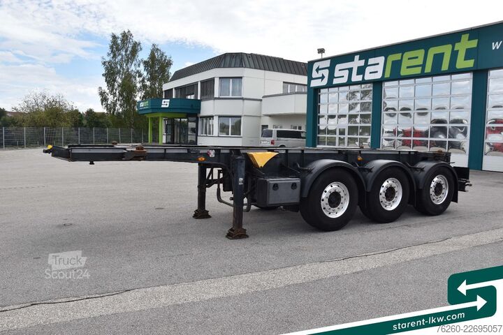 Değişebilir kasalı yarı römork SCHWARZMÜLLER Tank - Containerchassis ADR ALU Liftachse