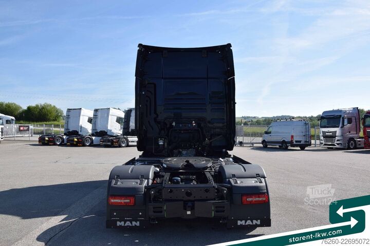 Prostorninska vlačilna enota MAN TGX 18.520 Low Deck D30 Retarder Standkl. MIETE