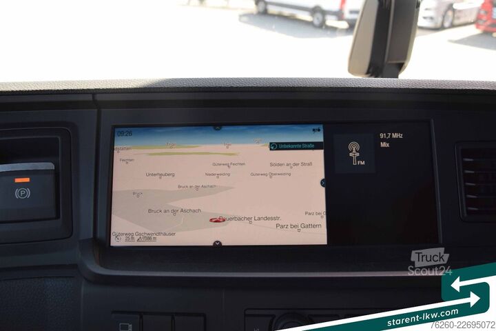 Prostorninska vlačilna enota MAN TGX 18.520 Low Deck D30 Retarder Standkl. MIETE