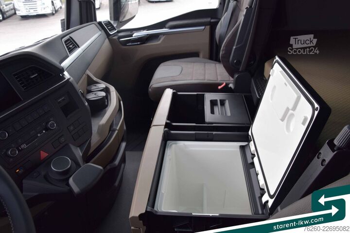 Standard trækkerunit MAN TGX 18.560 LL Retarder Standklima Vollluft MIETE