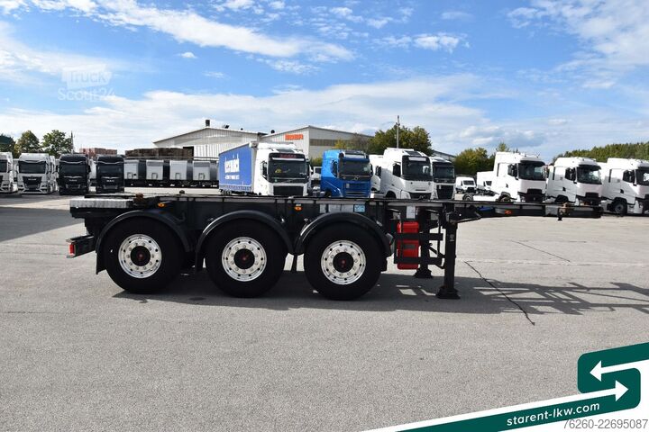 Vekselpåbygg-semitrailer SCHWARZMÜLLER Tank - Containerchassis ADR ALU Liftachse SAF
