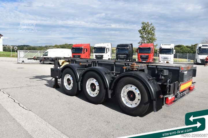 Vekselpåbygg-semitrailer SCHWARZMÜLLER Tank - Containerchassis ADR ALU Liftachse SAF