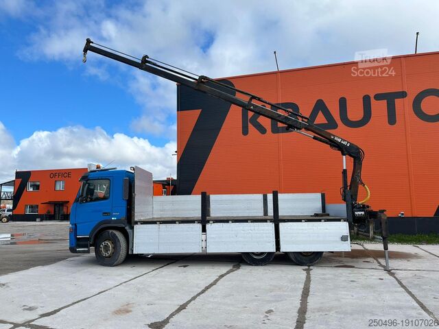 Öppen kropp Volvo FM 9 300 6x2*4 HIAB 085D-3 / PLATFORM L=6320 mm