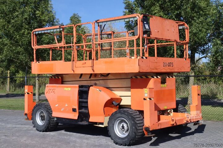 Makaslı kaldırma JLG 4394 RT MEGA DECK | 15 METER | 680 KG