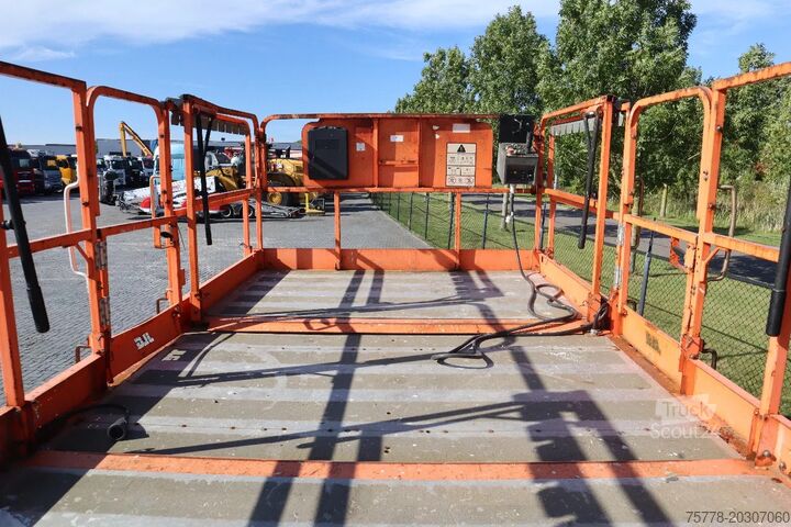 Makaslı kaldırma JLG 4394 RT MEGA DECK | 15 METER | 680 KG