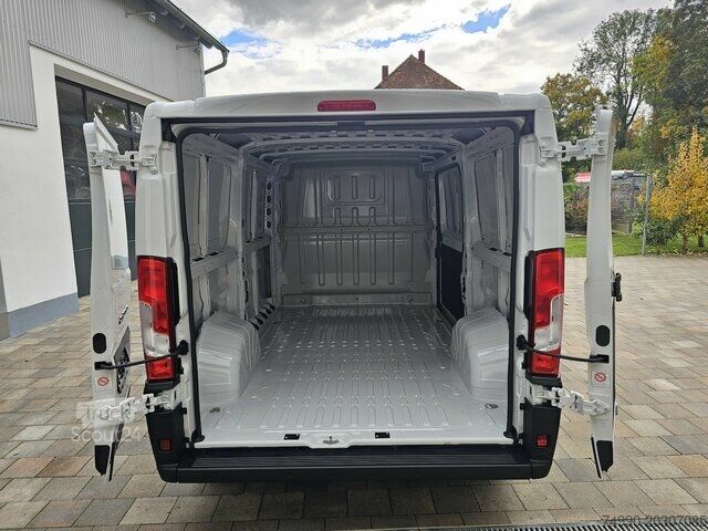 Furgon personalizat Fiat Ducato 120 L2H1 Premium Kabine + Visibility