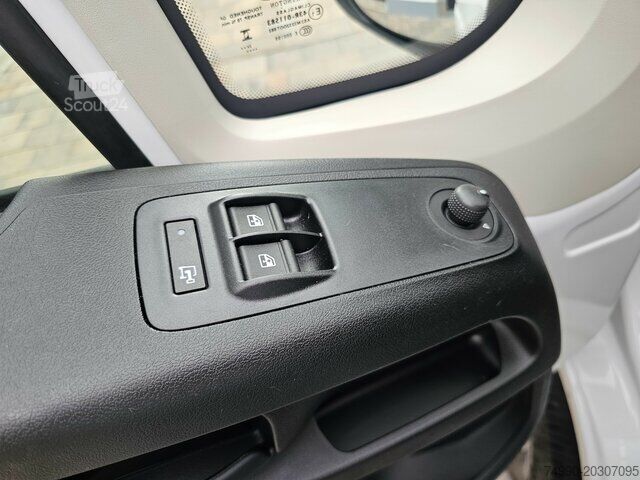 Furgon personalizat Fiat Ducato 120 L2H1 Premium Kabine + Visibility