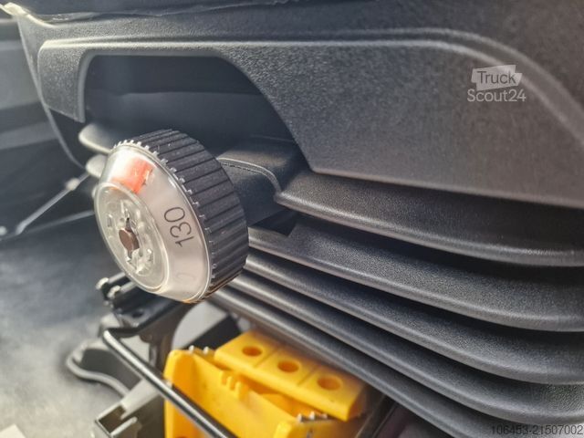 Aizkaru sānu furgons IVECO Daily  70 C 18 Doka/Werkstatt/Ladebordwand