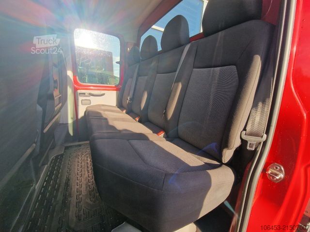 Φορτηγό pick-up VOLKSWAGEN Crafter  DOKA 35/7 Sitzer/AC/ACC/AHK