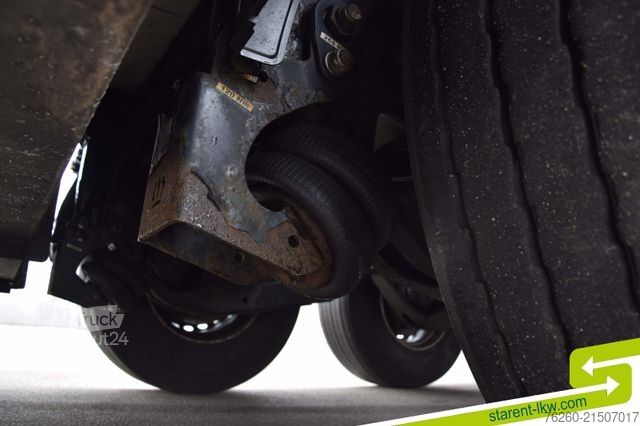 Ψυκτικός ημιρυμουλκούμενος KRONE ThermoKing SLXe300 Liftachse Palka 14.243 Std.