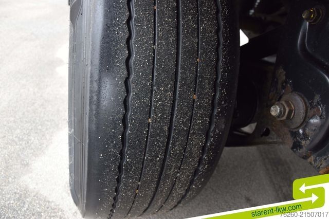 Ψυκτικός ημιρυμουλκούμενος KRONE ThermoKing SLXe300 Liftachse Palka 14.243 Std.