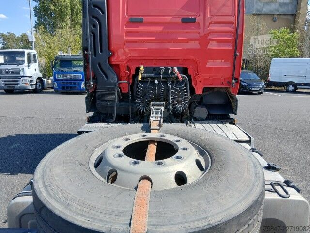 Vakio vetoauto MAN TGX 18.470 BL Kipphydraulik Retarder Alu