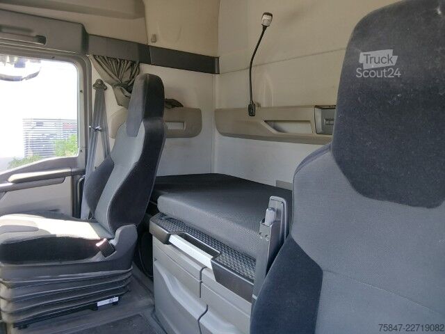 Vakio vetoauto MAN TGX 18.470 BL Kipphydraulik Retarder Alu