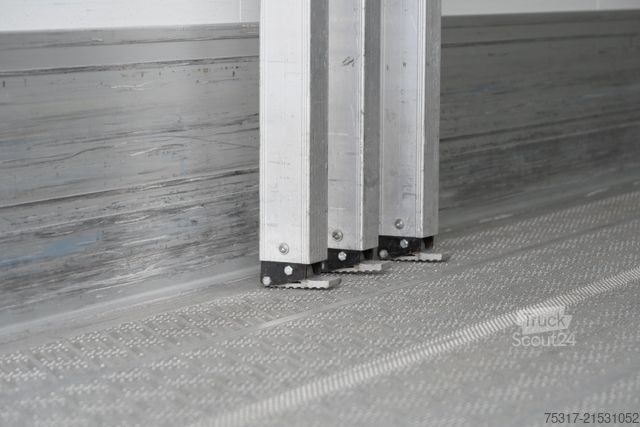 Reefer semitrailer SCHMITZ CARGOBULL SKO 24/L 13,4 FP 45 /BI TEMP /MULTITEMP/DS !!!