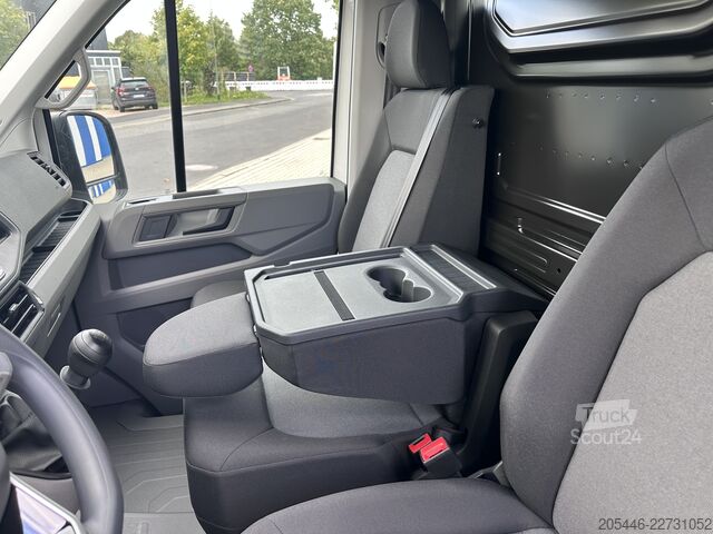 Товарен ван с 5 години гаранция! VW Crafter L3H3 Kasten NEU *AHK*CAM*AUSBAU*