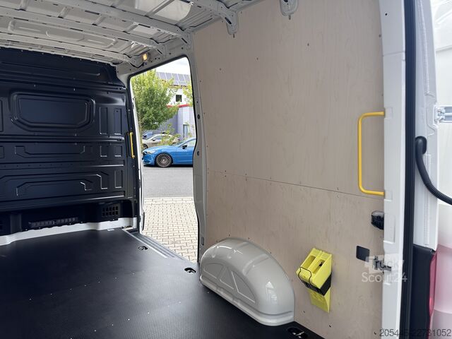 Товарен ван с 5 години гаранция! VW Crafter L3H3 Kasten NEU *AHK*CAM*AUSBAU*