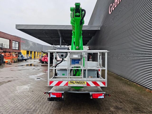 Hefplatform Palfinger P300 KS MAN TGL 8.180 4x2
