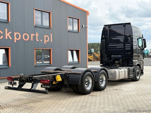 Kamyon şasisi MAN TGX TGX 26.580 6x4 LL Euro 6 Fahrgestell