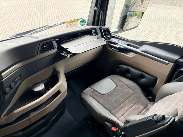 Kamyon şasisi MAN TGX TGX 26.580 6x4 LL Euro 6 Fahrgestell