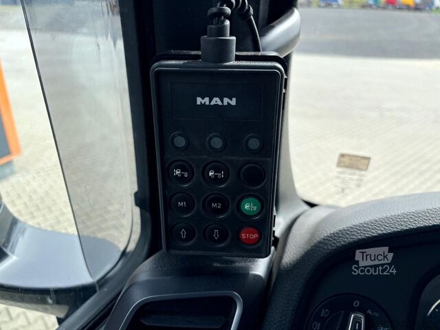 Kamyon şasisi MAN TGX TGX 26.580 6x4 LL Euro 6 Fahrgestell