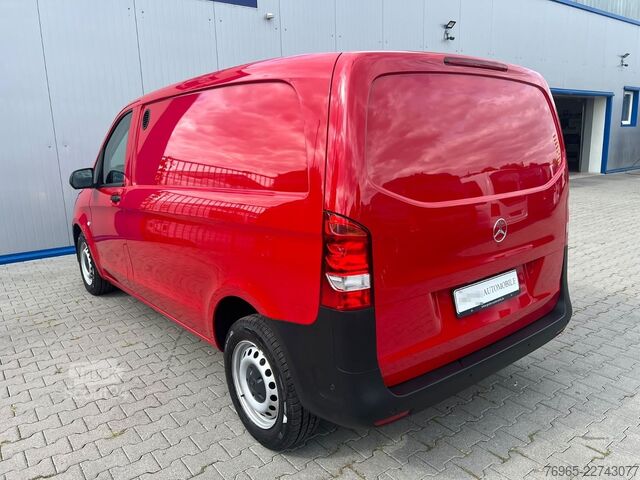 Umpikorja-auto MERCEDES-BENZ Vito 110 KOMPAKT KLIMA TEMPOMAT 2-SITZE SCHRÄNKE