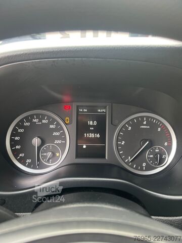 Umpikorja-auto MERCEDES-BENZ Vito 110 KOMPAKT KLIMA TEMPOMAT 2-SITZE SCHRÄNKE