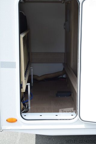 Жилой прицеп LMC Sassino 390 K