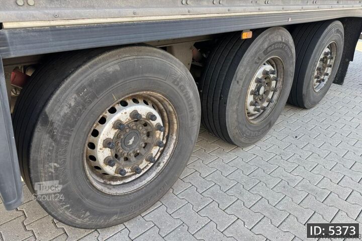 Koffer Schmitz Cargobull SCB/S3B / Disk brakes / Double stock