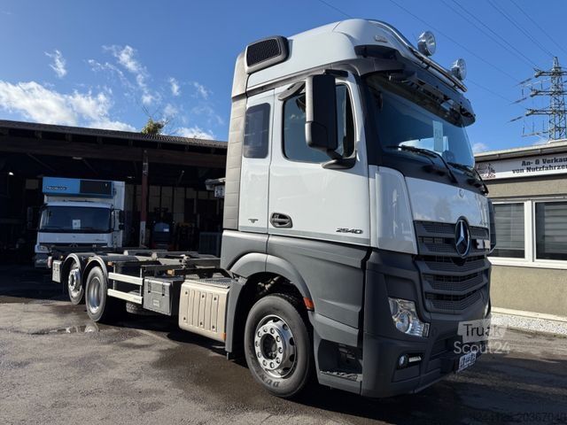 Swap body truck MERCEDES-BENZ Actros2540/6x2/94TK/Fahrschule/(kein2542-2545)