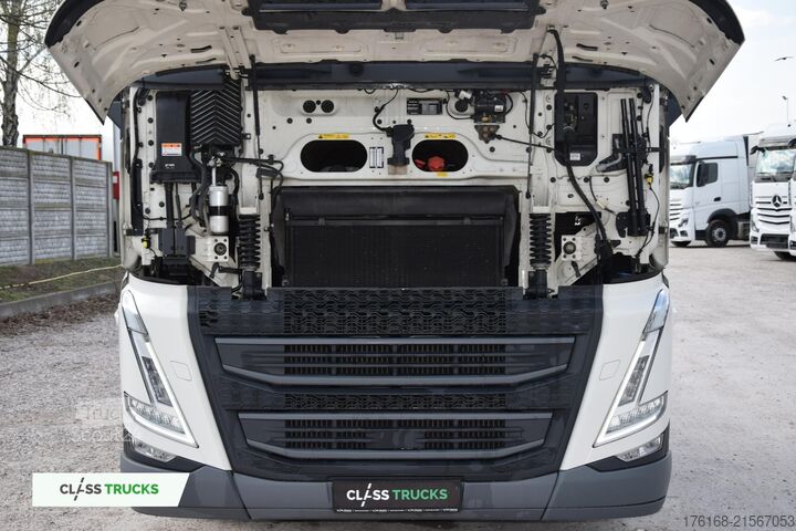 Standardní tahač VOLVO FH 500 Globetrotter XL Varios