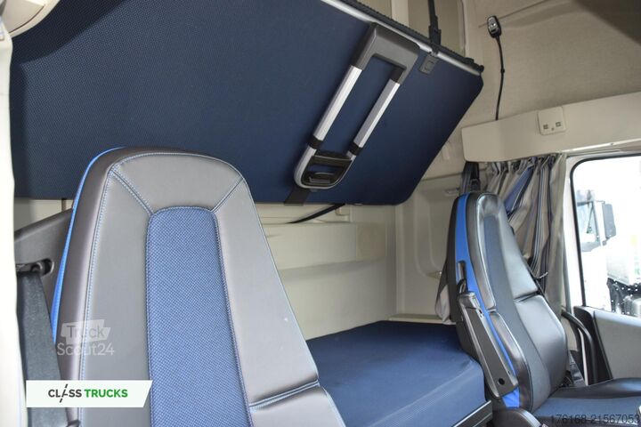 Standardní tahač VOLVO FH 500 Globetrotter XL Varios