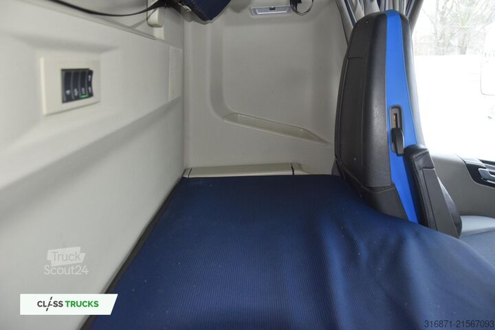 Standardní tahač VOLVO FH 500 Globetrotter XL Varios