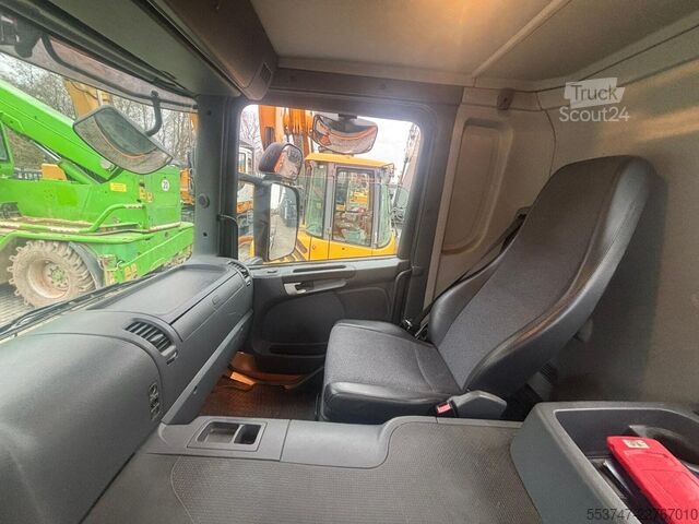 Grua Scania P 360