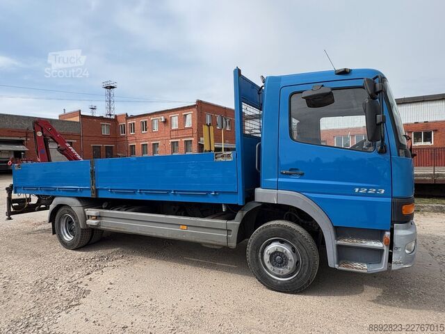 Litteä laatikko Mercedes-Benz Atego 1223