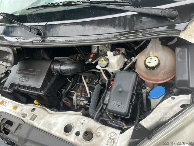 نقل الركاب Ford Transit 115T300