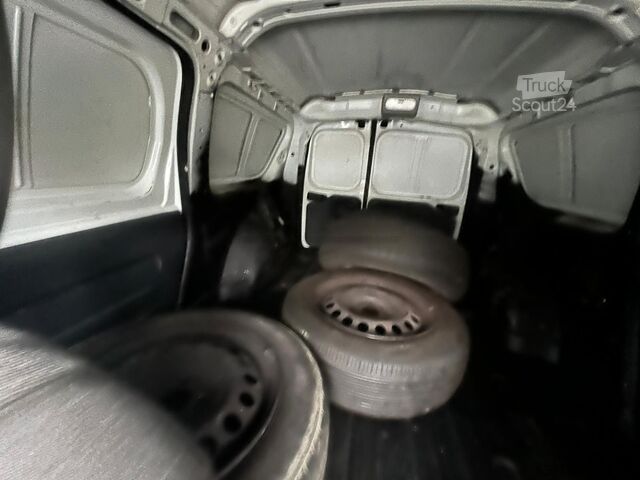 Aukšto stogo universalas Dacia Logan Express