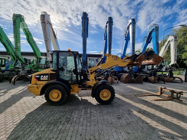 Carregador Caterpillar 906H