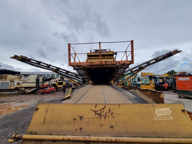 Alisadora de cascalho Terex Finlay 393