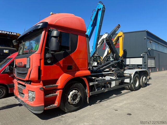 Containertransport (haakarmsysteem) IVECO Magirus AT 260