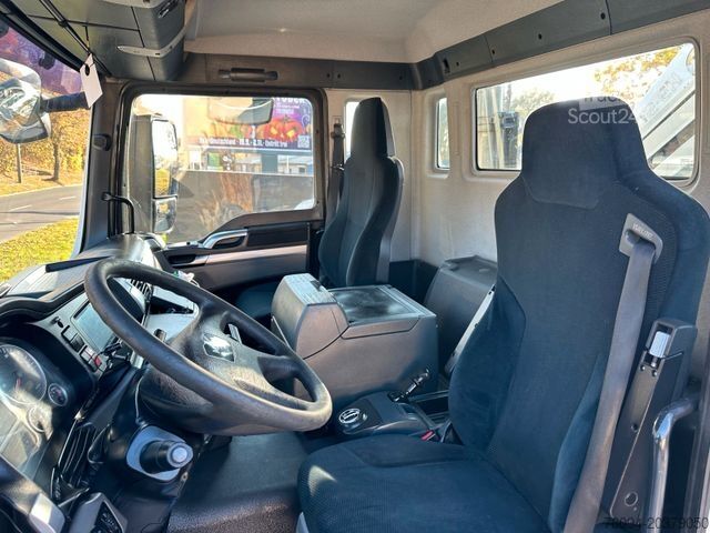 Roll-off tipper truck MAN TGS 26.400 6x2 Abrollkipper KRAN FUNK lift/lenk