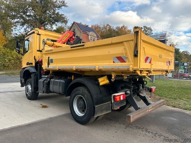 Τρίπλευρο ανατρεπόμενο φορτηγό MERCEDES-BENZ Arocs 1846 4x4 Kipper Kran FUNK AHK 55to